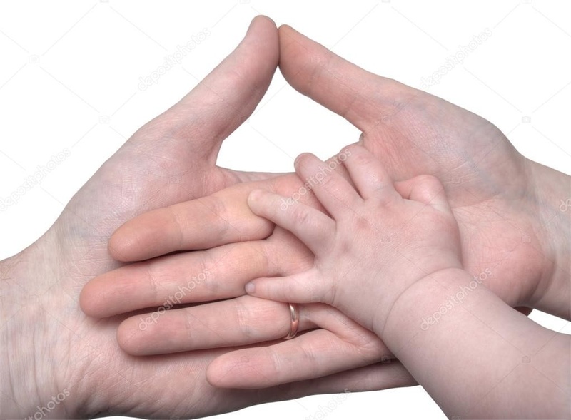 PmsEkefSQGu3xMHeucJq_depositphotos_67376783-stock-photo-babys-hand-holding-the-hands